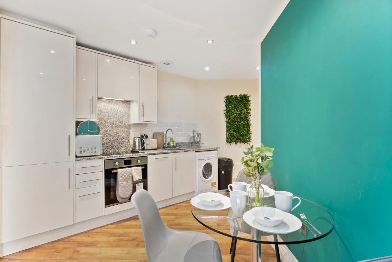 Central Leeds Gem - Parking - Sleeps 6 Apartment Bagian luar foto